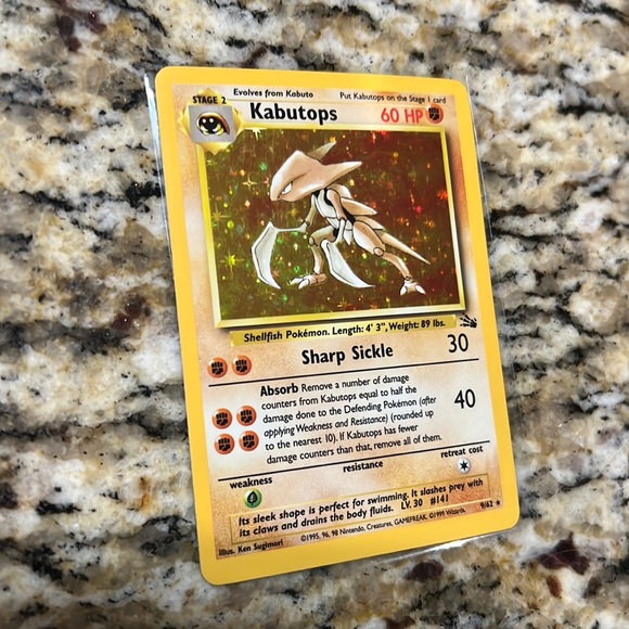 Rare Kabutops Pokémon Card - Picture 2 of 4